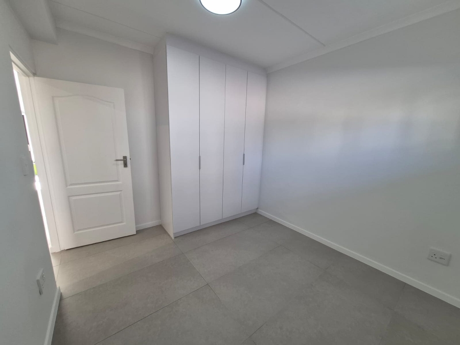 2 Bedroom Property for Sale in Vredekloof Western Cape